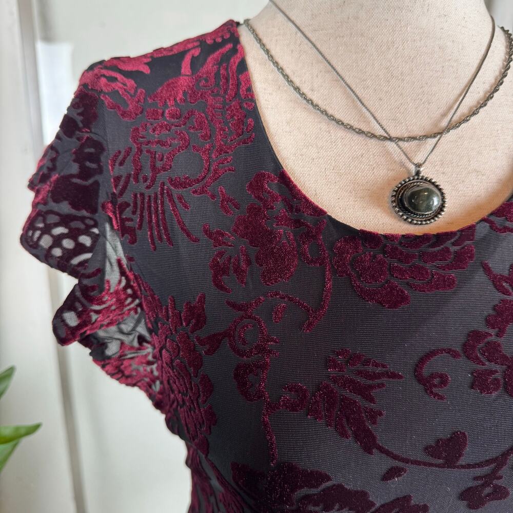 Adrienne Vittadini Burgundy Velvet‎ Mini Dress Size XS - Picture 3 of 7